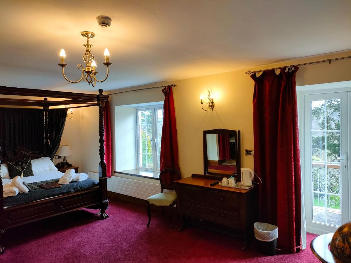 Great Trethew Manor Hotel & Self Catering Lodges Liskeard Exterior foto