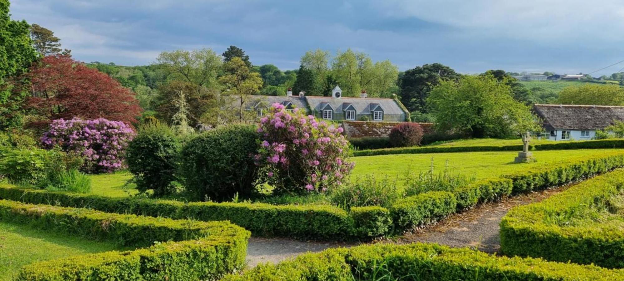 Great Trethew Manor Hotel & Self Catering Lodges Liskeard Exterior foto
