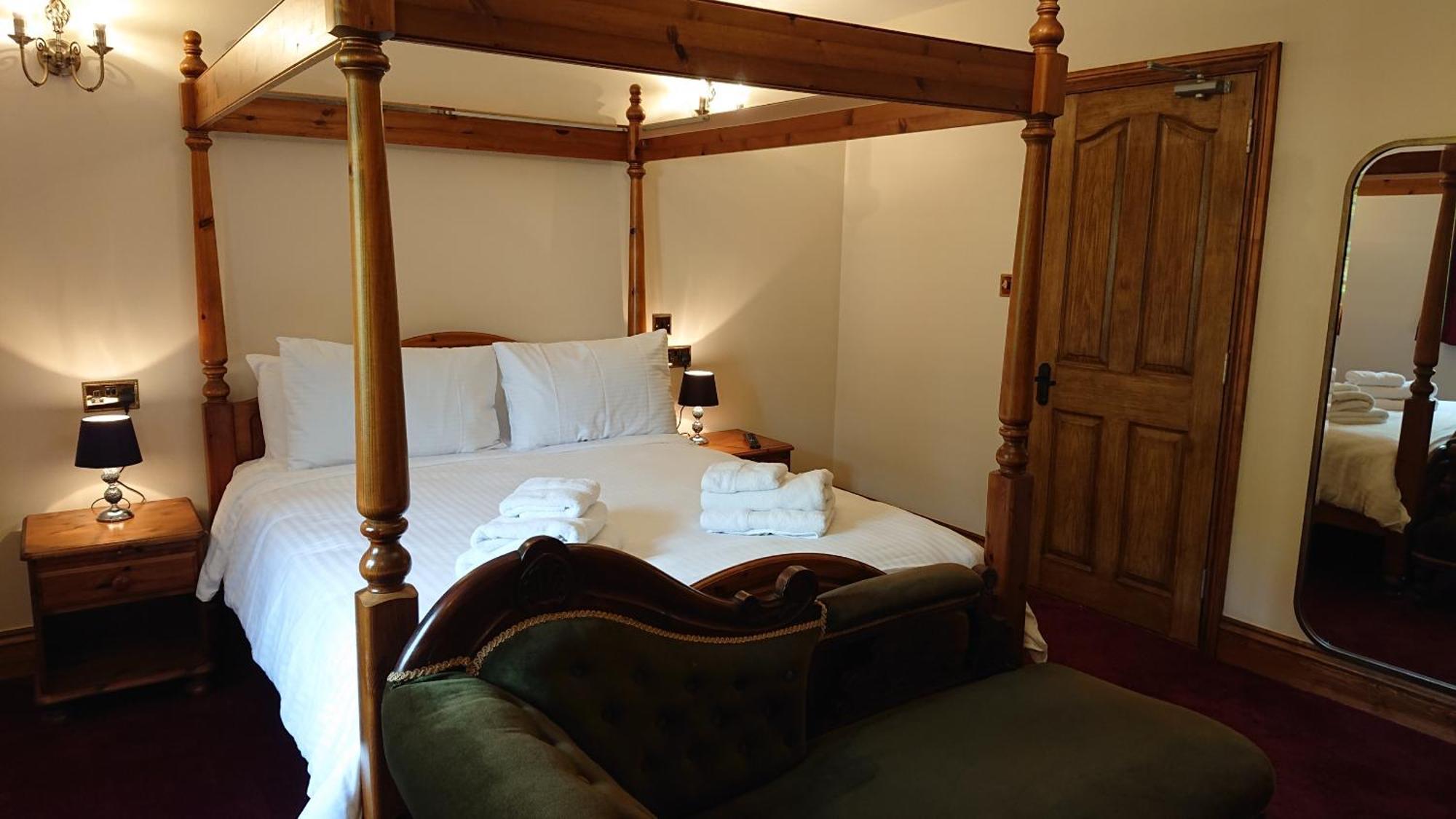 Great Trethew Manor Hotel & Self Catering Lodges Liskeard Exterior foto